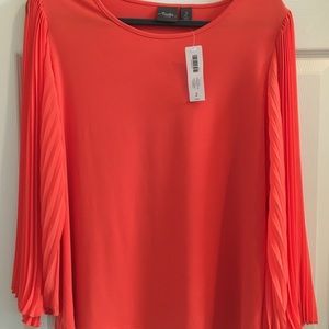 Stunning  pleated sleeve top